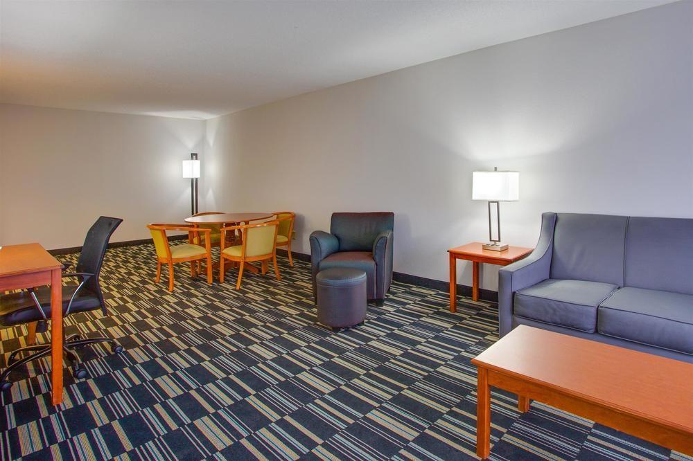 Fairfield Inn & Suites By Marriott Virginia Beach/Norfolk Airport מראה חיצוני תמונה